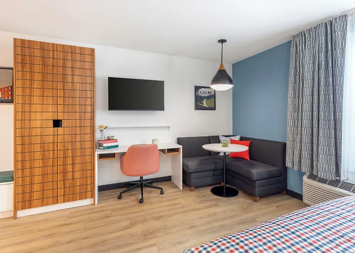 Uptown Suites Extended Stay Tampa Fl - Riverview